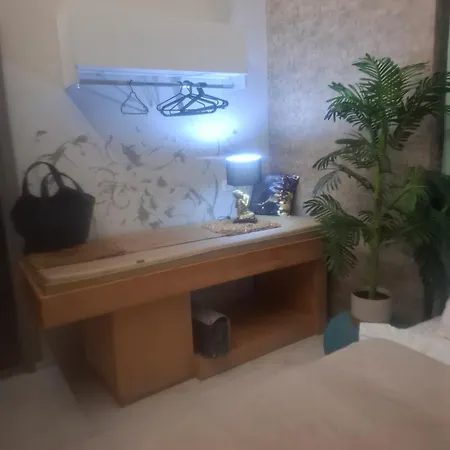 Aparthotel Leaspawellness *